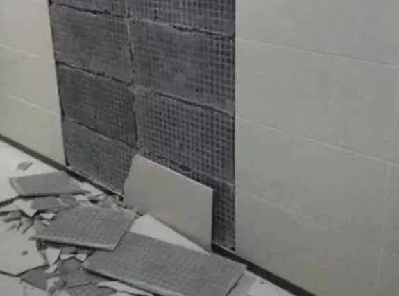 铜梁瓷砖空鼓维修公司分享下铜梁墙砖松动维修的知识